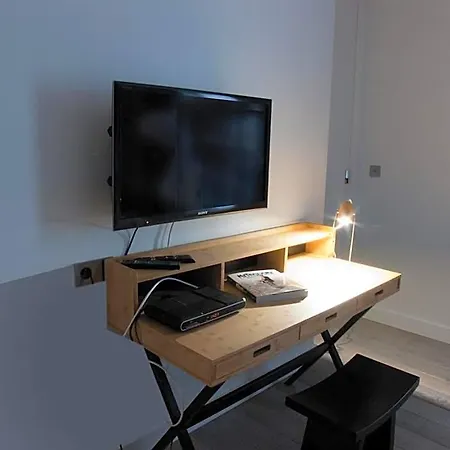 La Maison De Lea Nocleg ze śniadaniem 4*