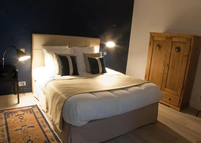 La Maison De Léa Bed & Breakfast